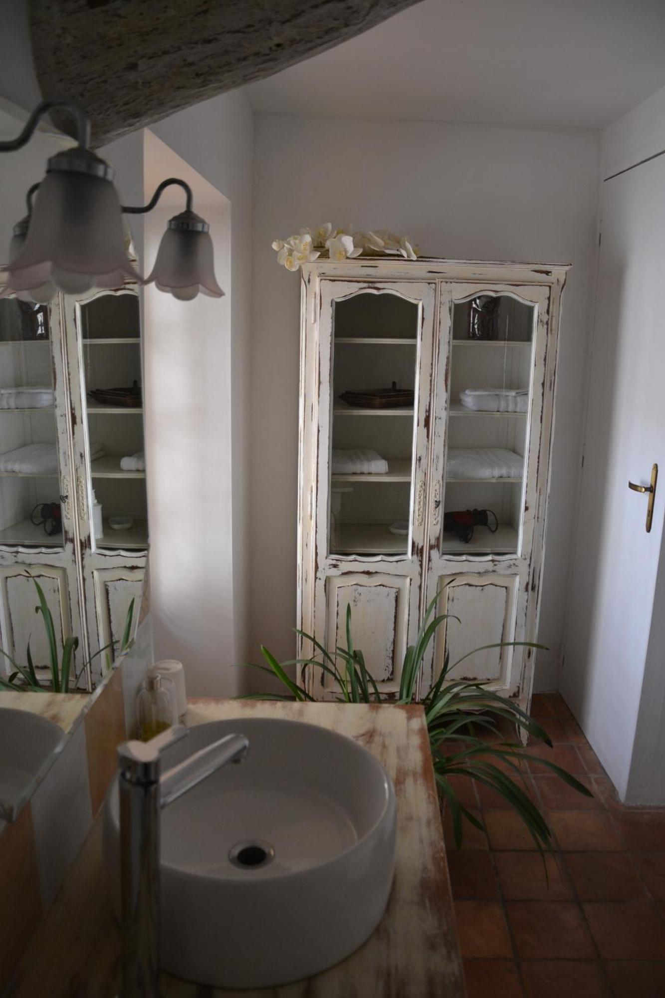 Maison Saint Louis avec Jacuzzi Besse-sur-Issole Chambre photo