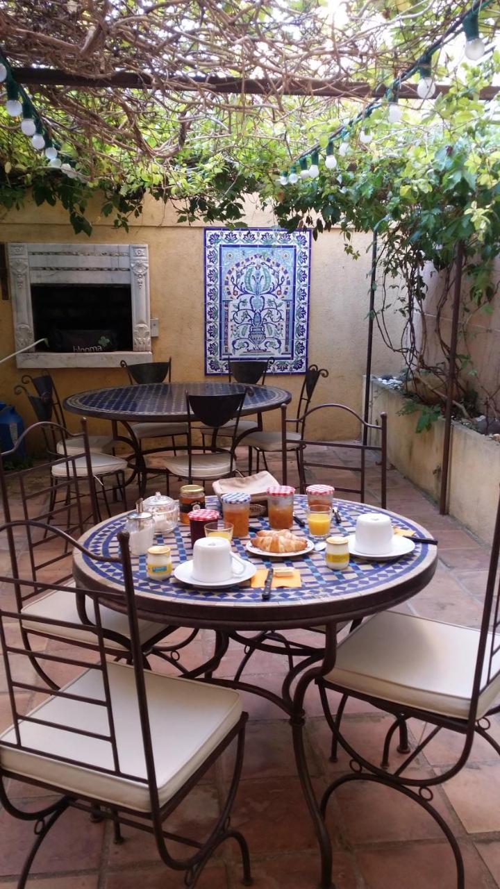 Maison Saint Louis avec Jacuzzi Besse-sur-Issole Extérieur photo